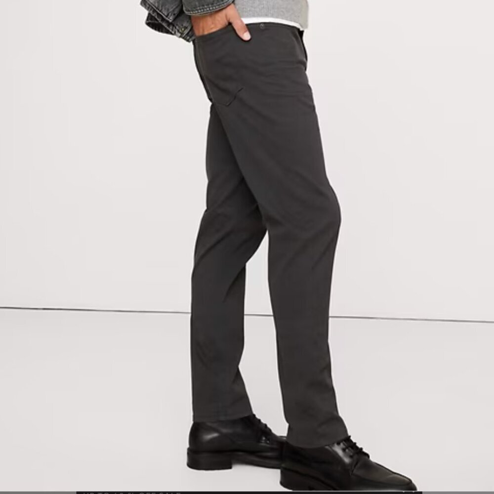 Banana Republic Men's Charcoal Gray Slim Travel Jean. Size 34 Waist X 32 Length - Picture 3 of 16
